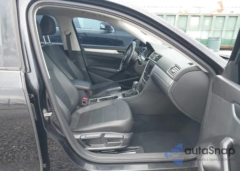 2019 Volkswagen Passat 2.0T Wolfsburg Edition from USA, damaged, VIN 1VWLA7A38KC004355